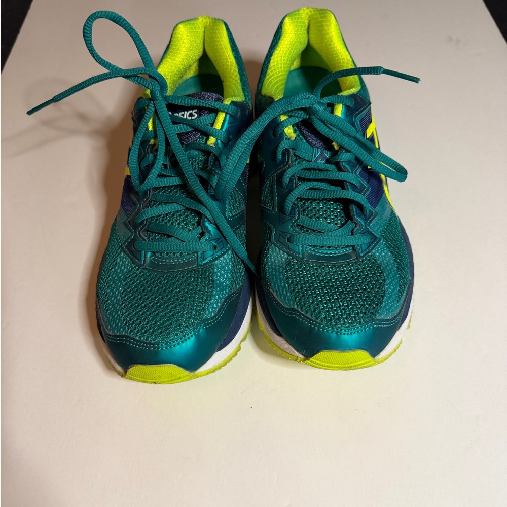Women’s Asics Running Shoes Size 8.5 - Picture 2 of 6